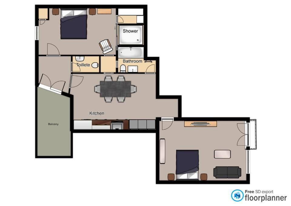 Pedestrian Apartment, The Location Apartment *