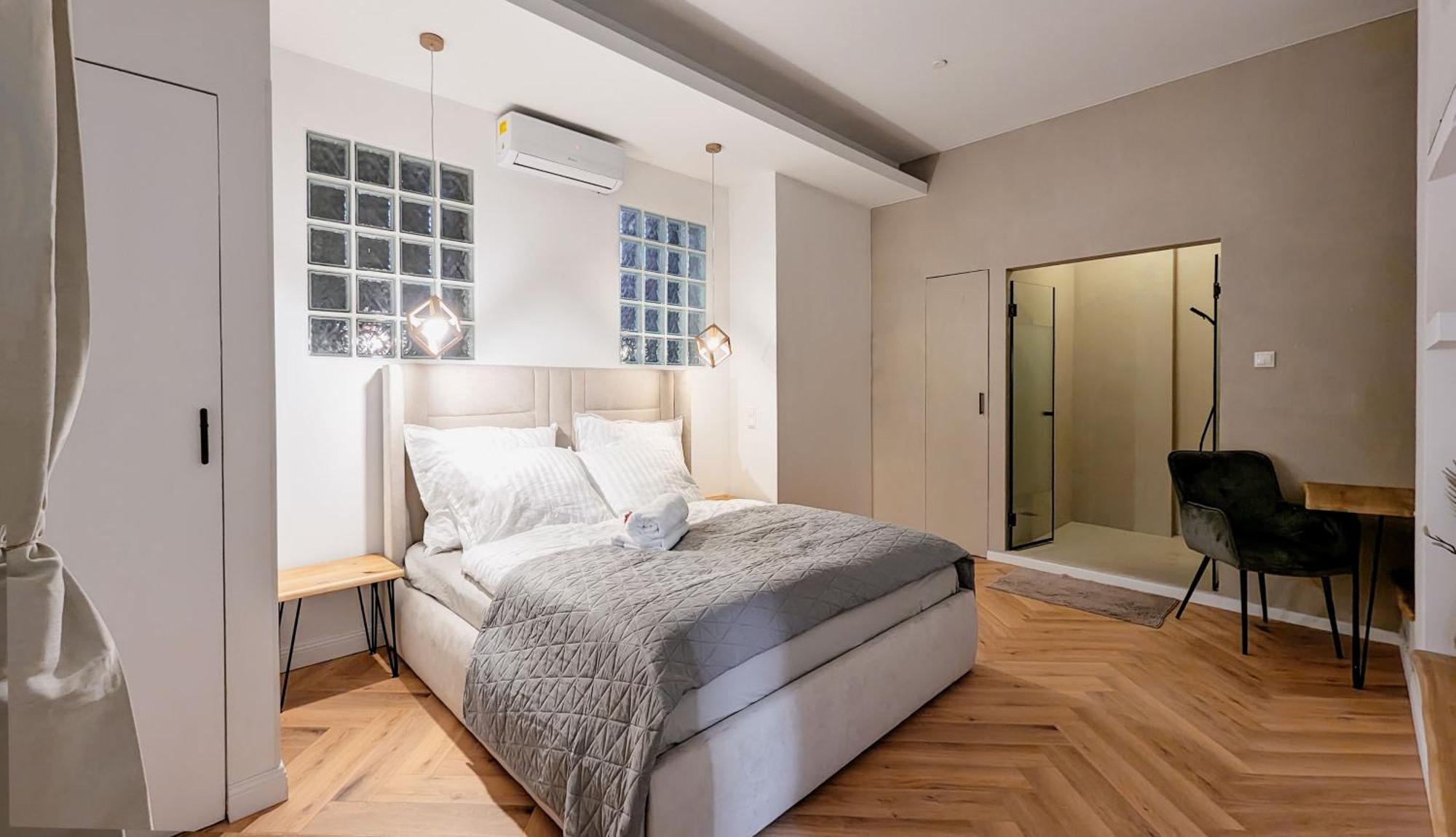 Pedestrian Apartment, The Location Apartment Budapest